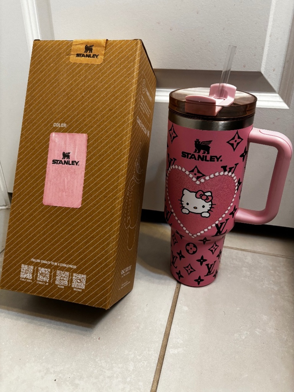 Lv Hello kitty stanley tumbler